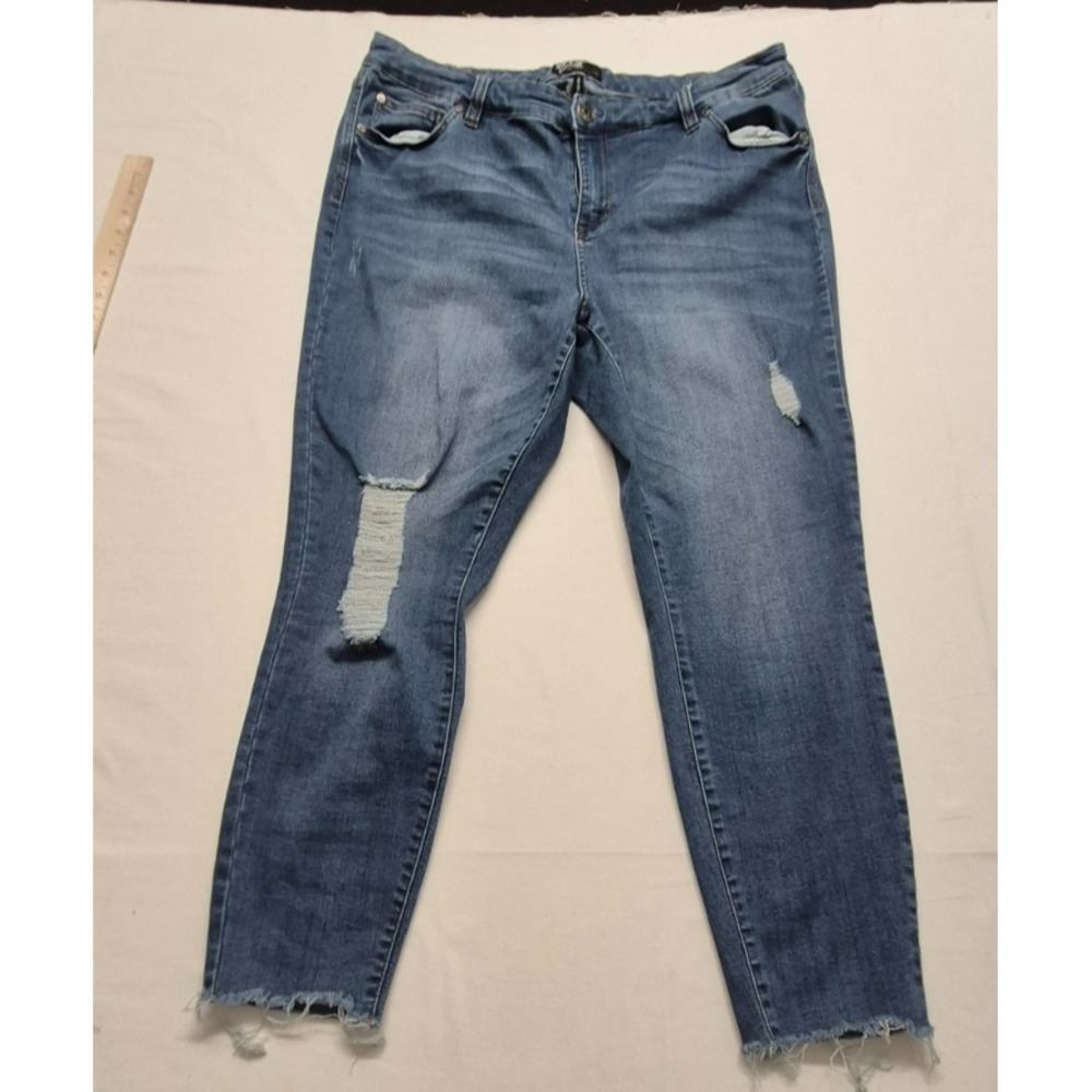 Celebrity Pink Body Sculpt women's mid rise ankle skinny denim blue jeans sz. 20